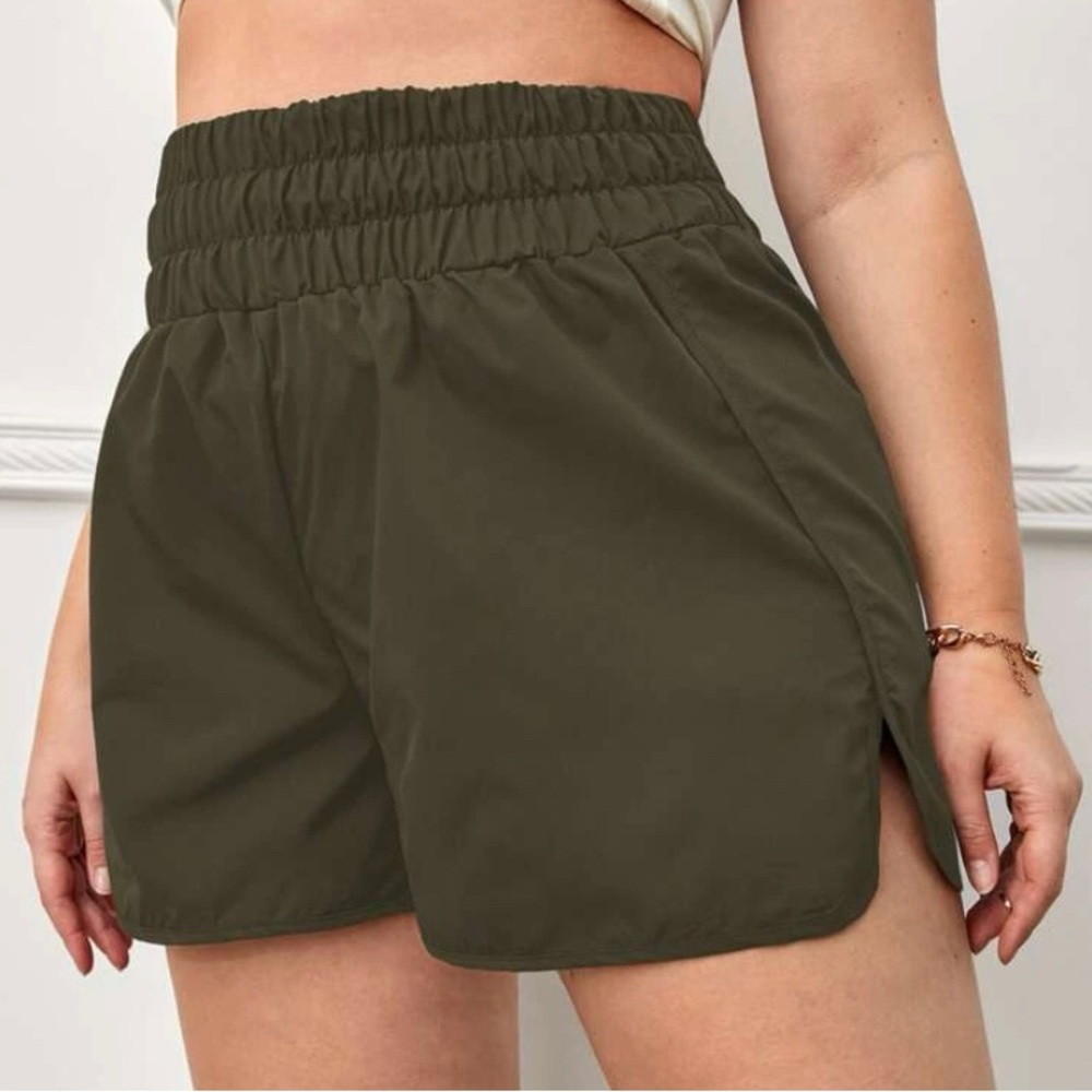 Split hem shorts